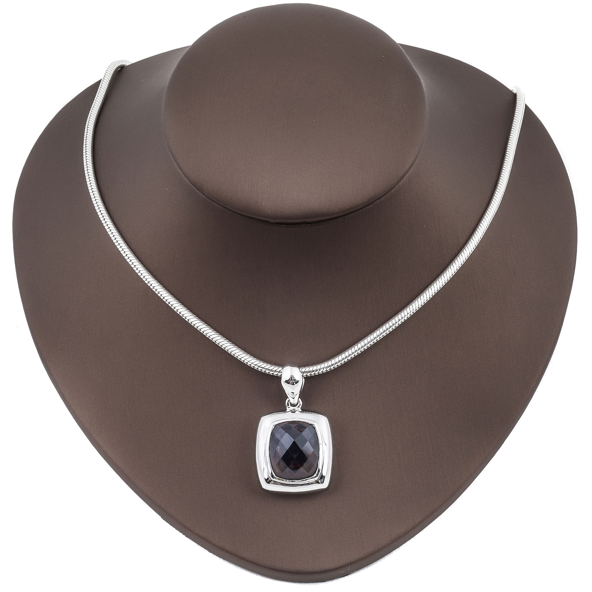 pt 13 027 / ch 05 004 Lin Jewelers